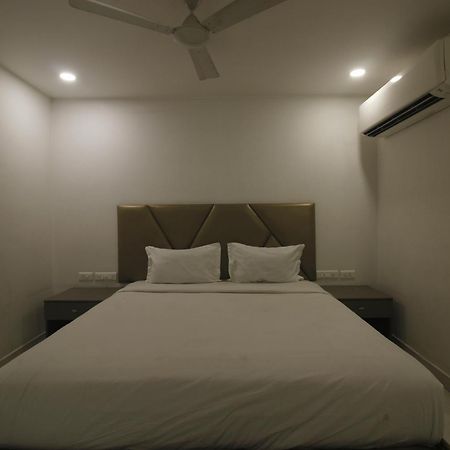 Hotel Ssr Grand Hyderabad Exterior photo